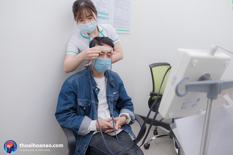 4. Thiếu máu lên não có nguy hiểm không? 3 4. Thiếu máu lên não có nguy hiểm không? 3