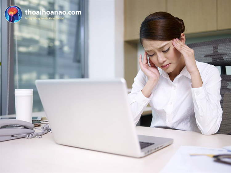 Hiện tượng đau đầu, chóng mặt thường gặp ở những ai? 1